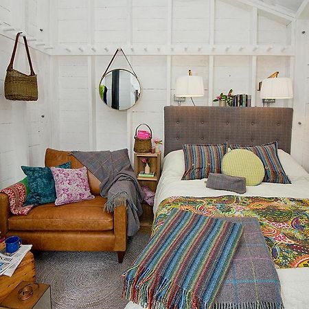 Laggan Bothies Hotel Spean Bridge Bagian luar foto