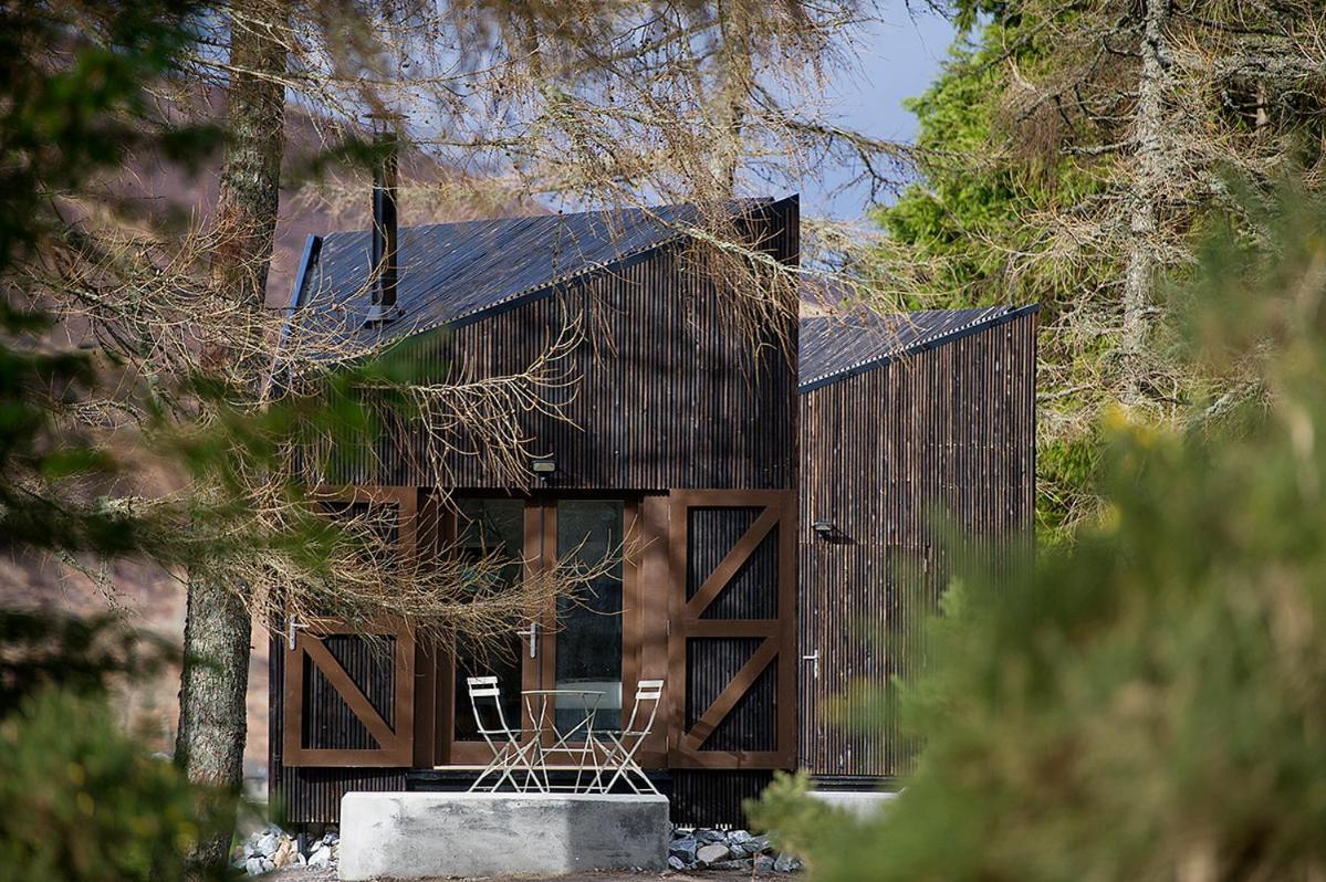 Laggan Bothies Hotel Spean Bridge Bagian luar foto
